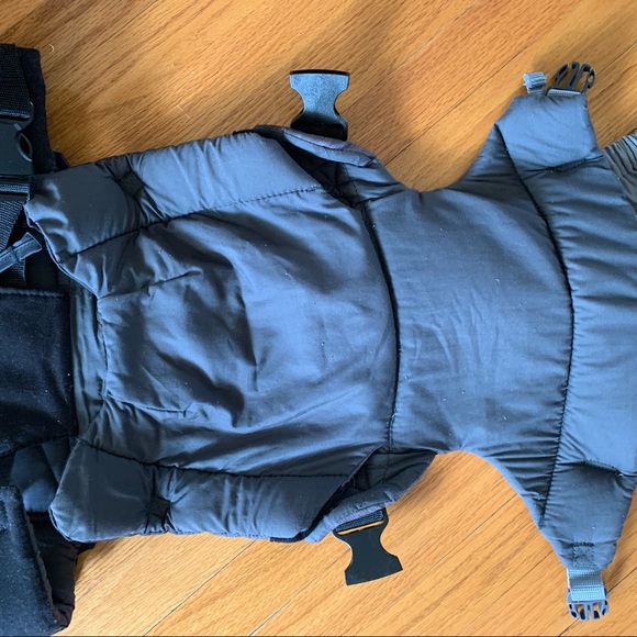 Infantino Go Forward Evolved Ergonomic Carrier - Picture 5 of 9